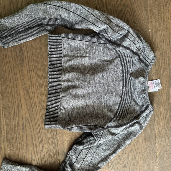 Gymshark long sleeve crop - Picture 4 of 4
